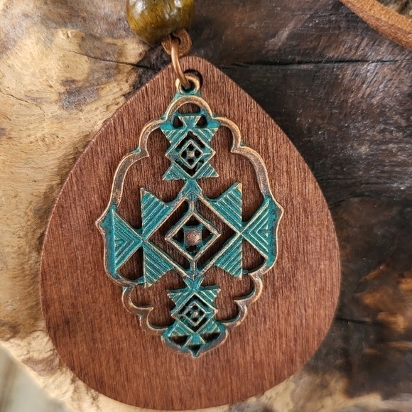 🟢$13 NWT 3PC Boho earring/ necklace set - Picture 2 of 3